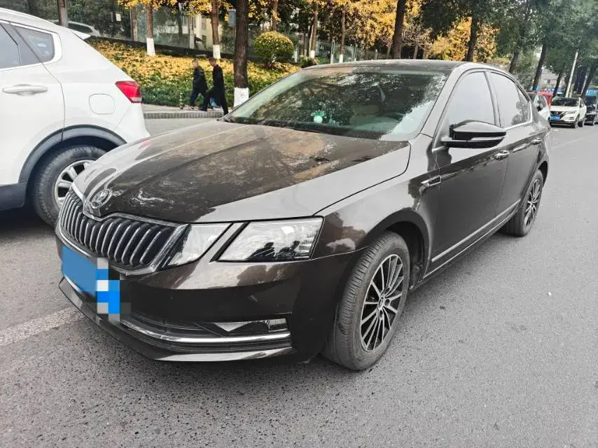 2018 Skoda Octavia 1.6L 110HP L4 6AT