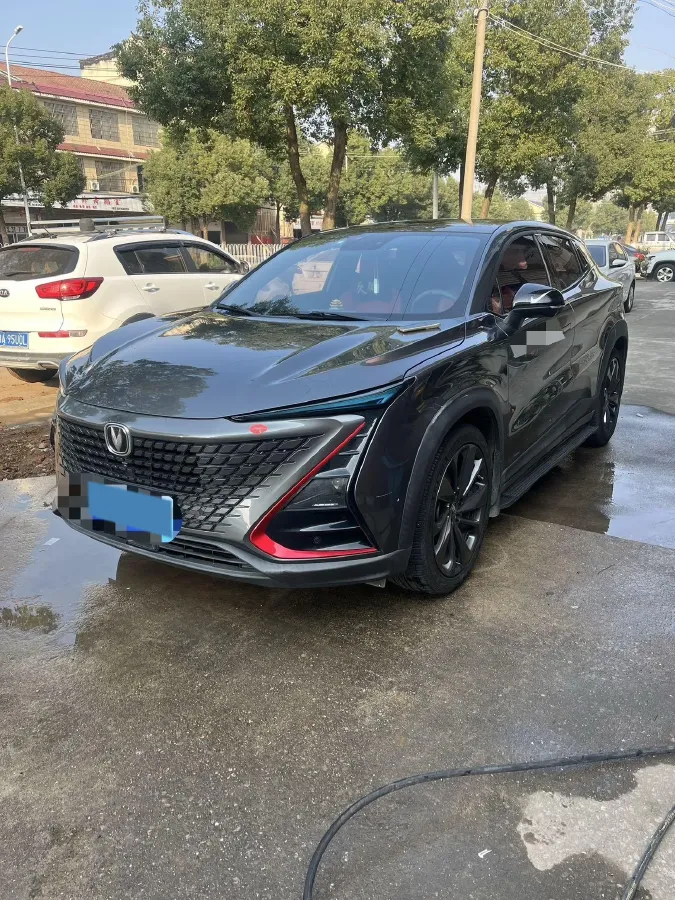 2020 ChangAn UNI-T 1.5T 180HP L4 7DCT,autocango,china used car exporter,china ev exporter,chinese used car exporter,chinese used ev exporter