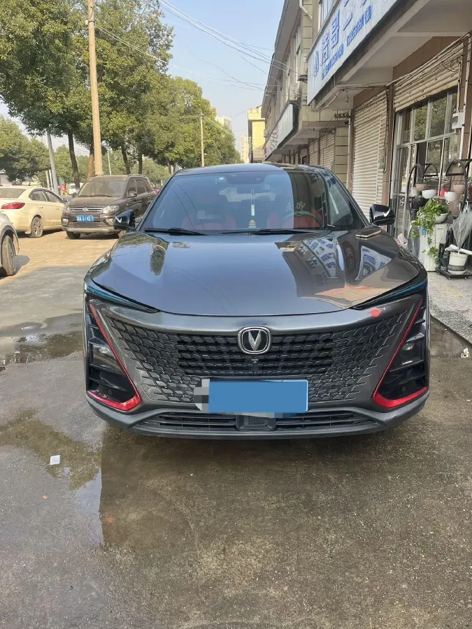 2020 ChangAn UNI-T 1.5T 180HP L4 7DCT,autocango,china used car exporter,china ev exporter,chinese used car exporter,chinese used ev exporter