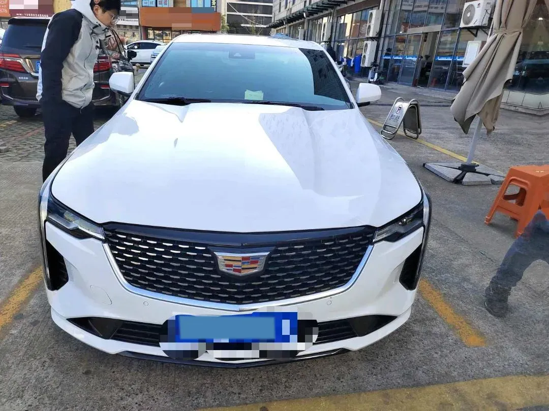 2022 Cadillac CT4 2.0T 237HP L4 8AT,autocango,china used car exporter,china ev exporter,chinese used car exporter,chinese used ev exporter