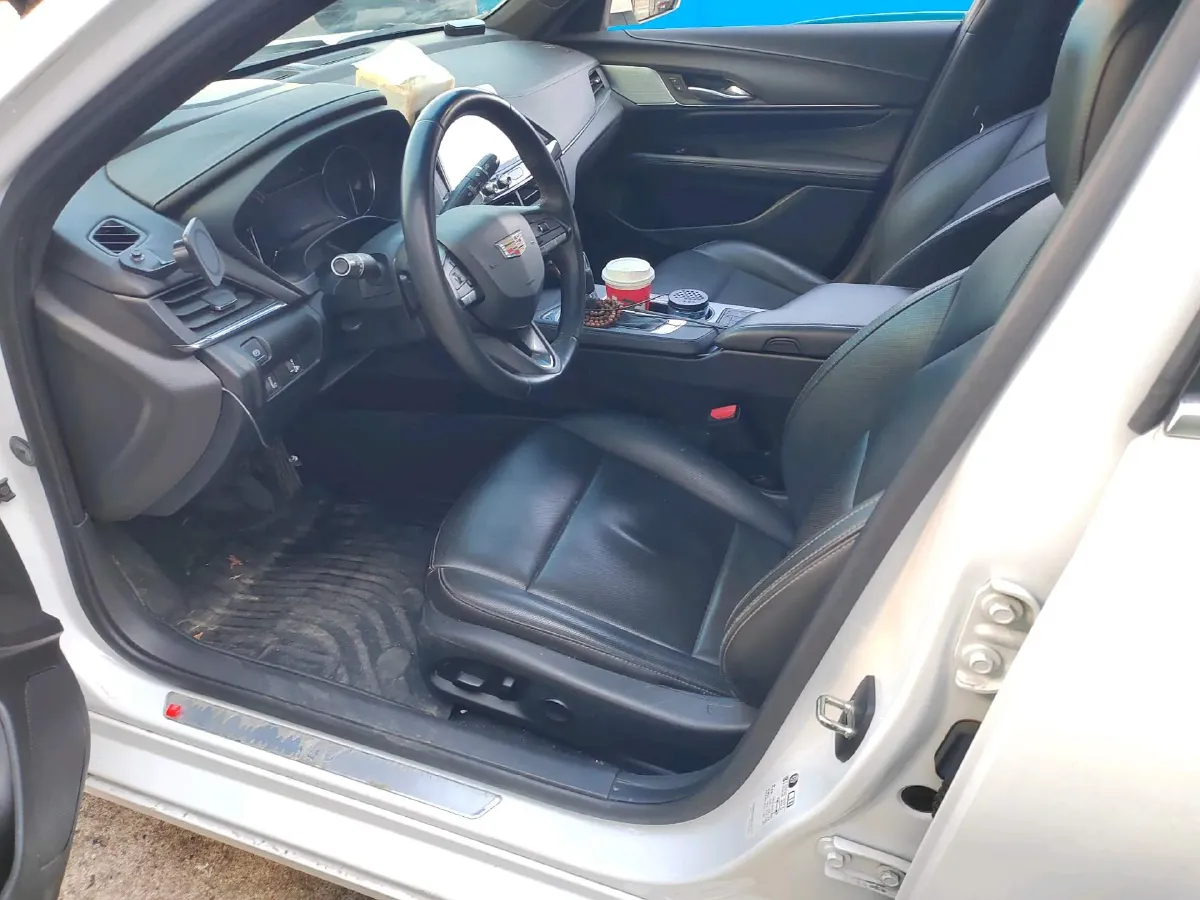 2022 Cadillac CT4 2.0T 237HP L4 8AT,autocango,china used car exporter,china ev exporter,chinese used car exporter,chinese used ev exporter