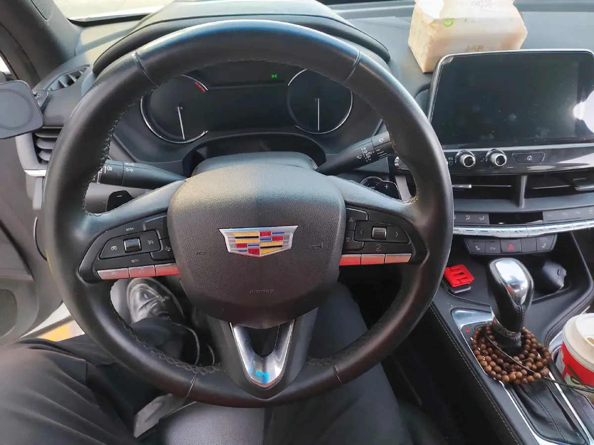 2022 Cadillac CT4 2.0T 237HP L4 8AT,autocango,china used car exporter,china ev exporter,chinese used car exporter,chinese used ev exporter