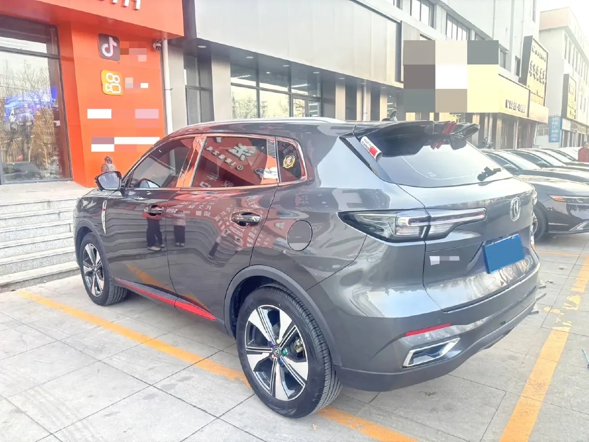 2022 ChangAn Oshan X7 Plus 1.5T 188HP L4 7DCT,autocango,china used car exporter,china ev exporter,chinese used car exporter,chinese used ev exporter