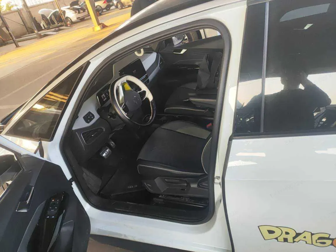 2023 Volkswagen ID.3 BEV 52.8KWH,autocango,china used car exporter,china ev exporter,chinese used car exporter,chinese used ev exporter