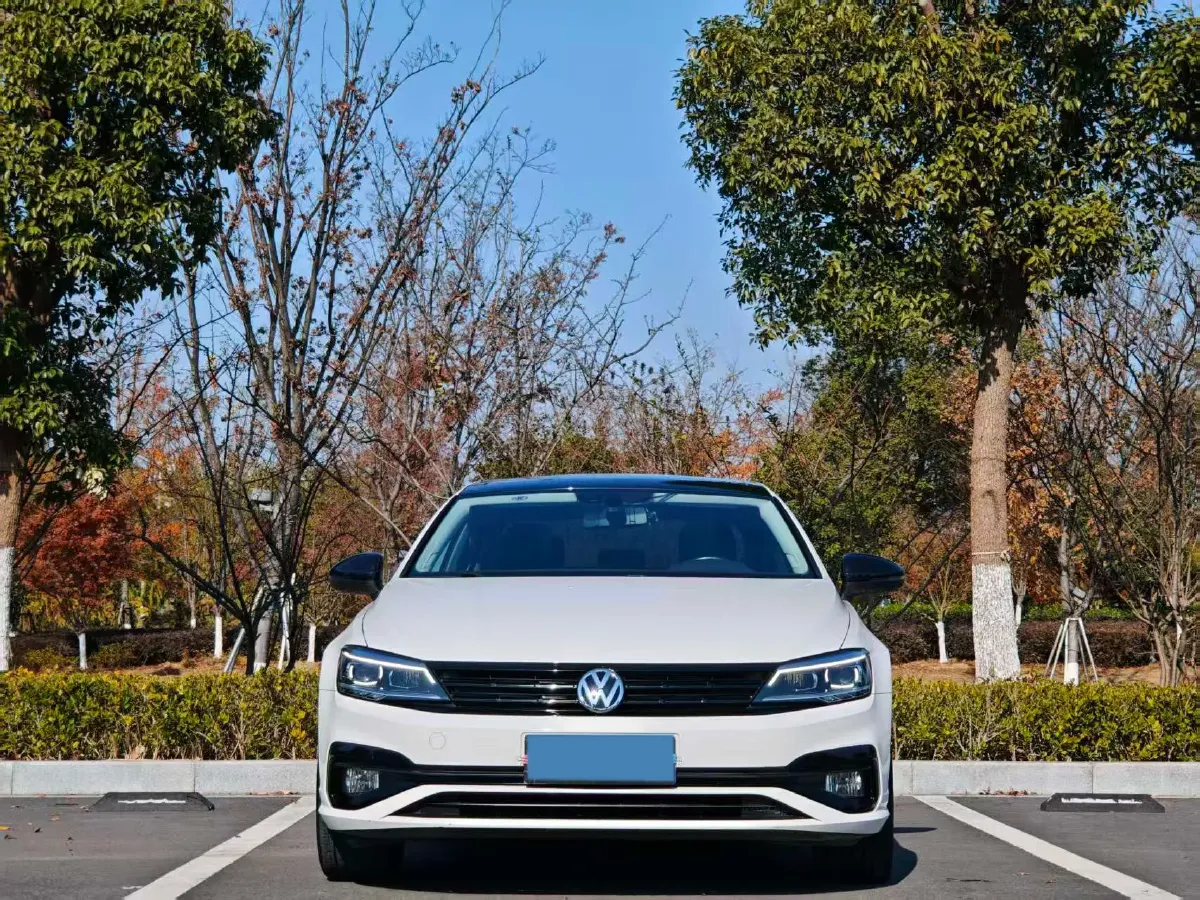 2021 Volkswagen Lamando 1.4T 150HP L4 7DCT,autocango,china used car exporter,china ev exporter,chinese used car exporter,chinese used ev exporter