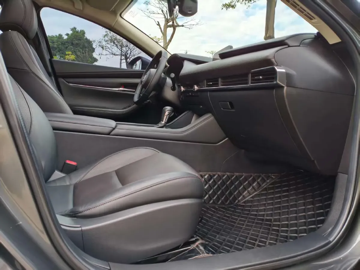 2020 Mazda 3 Axela 2.0L 158HP L4 6AT,autocango,china used car exporter,china ev exporter,chinese used car exporter,chinese used ev exporter