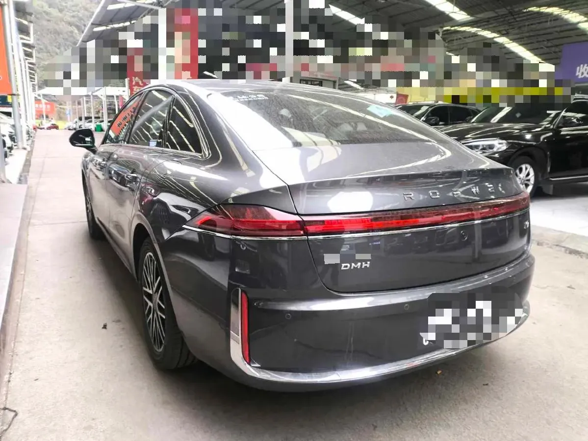2025 Roewe M7 DMH 1.5L 112HP L4 1DHT PHEV,autocango,china used car exporter,china ev exporter,chinese used car exporter,chinese used ev exporter