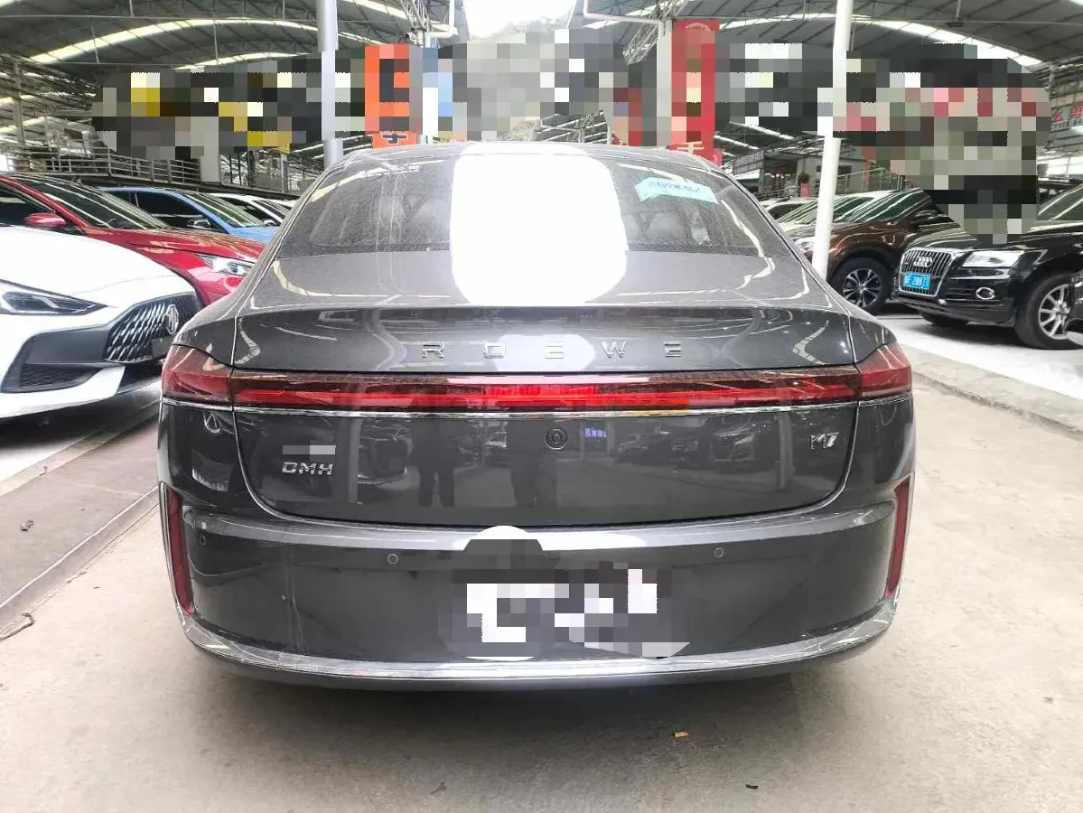 2025 Roewe M7 DMH 1.5L 112HP L4 1DHT PHEV,autocango,china used car exporter,china ev exporter,chinese used car exporter,chinese used ev exporter