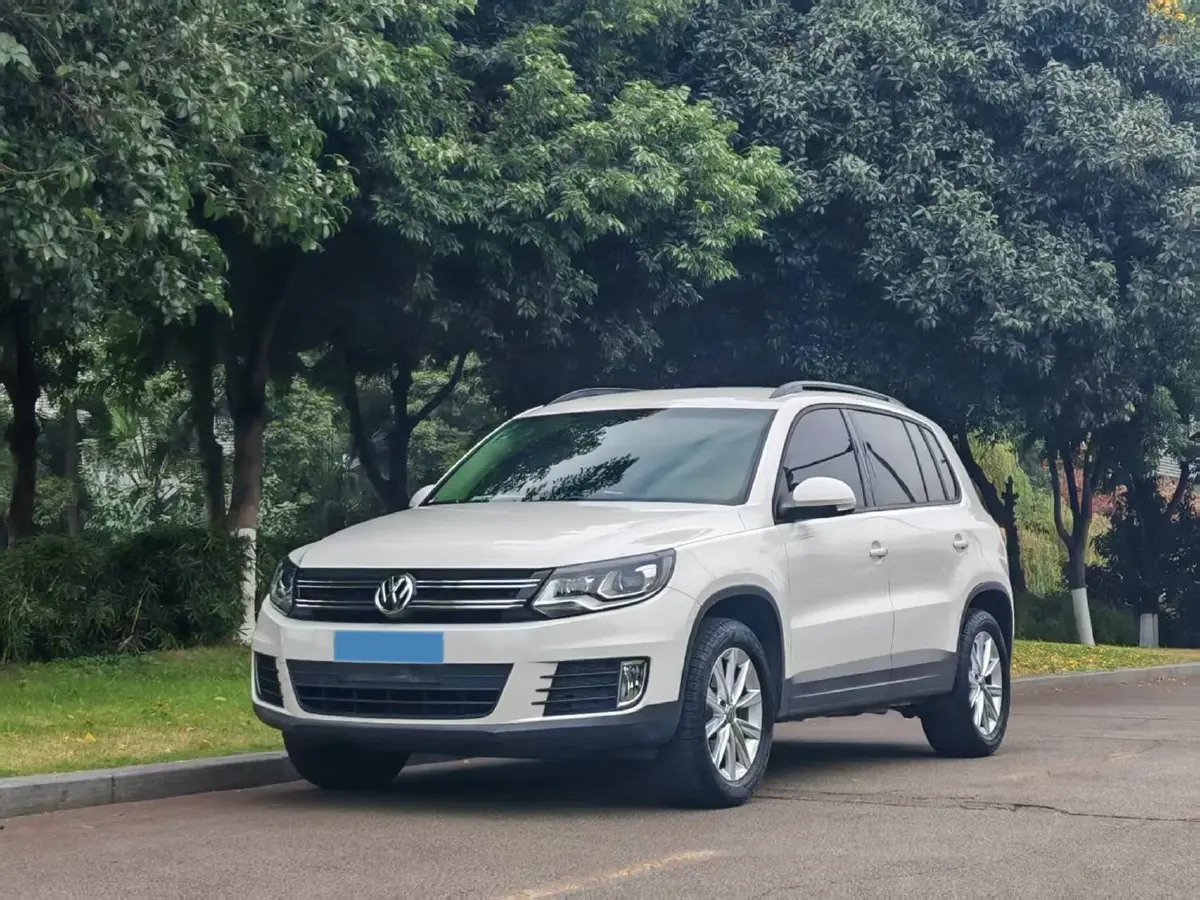 2016 Volkswagen Touran 1.4T 150HP L4 7DCT