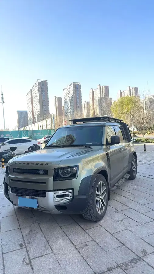 2023 Land Rover Defender 3.0T 400HP L6 8AT