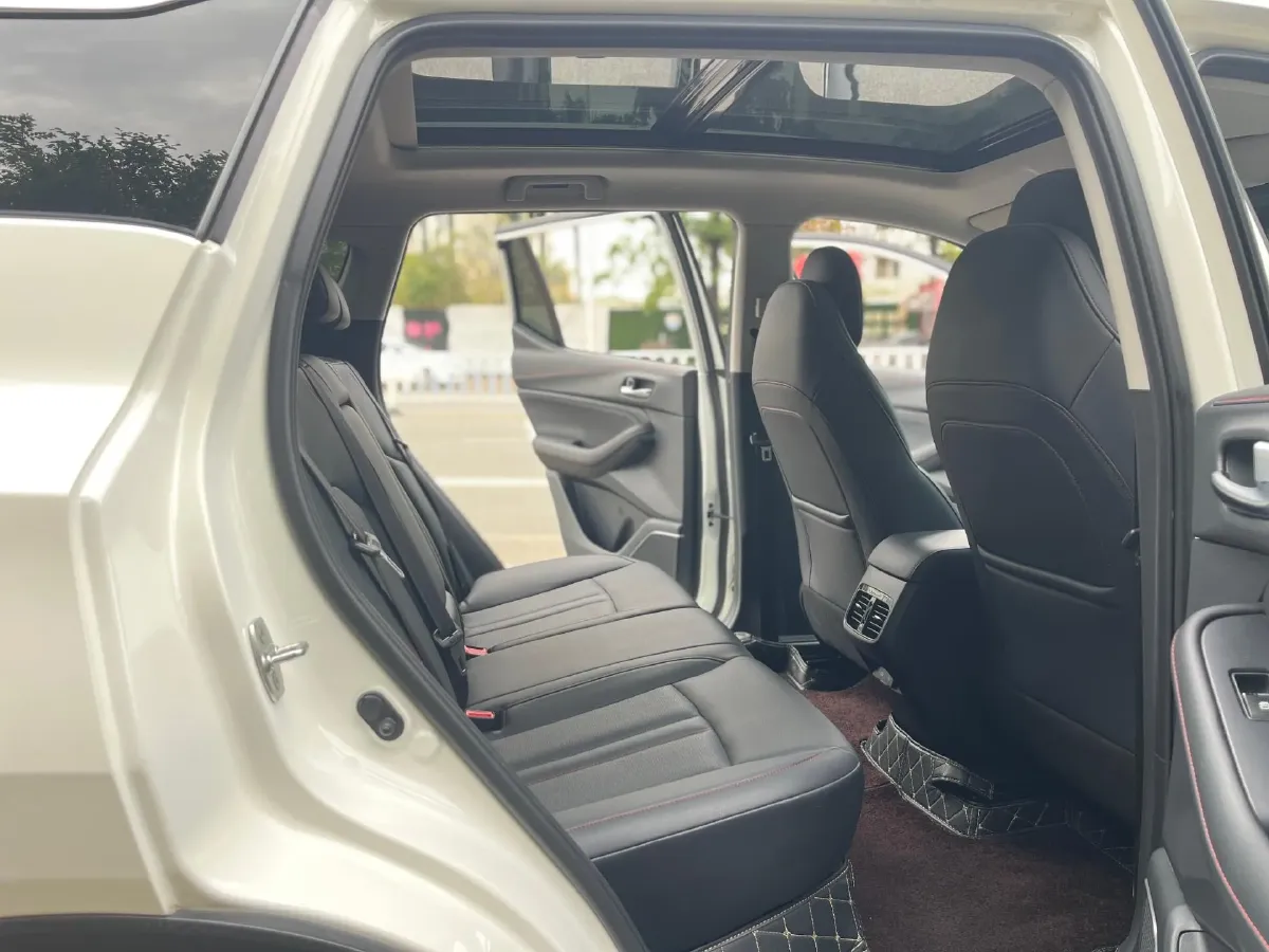 2021 GAC Trumpchi GS4 1.5T 169HP L4 6AT,autocango,china used car exporter,china ev exporter,chinese used car exporter,chinese used ev exporter