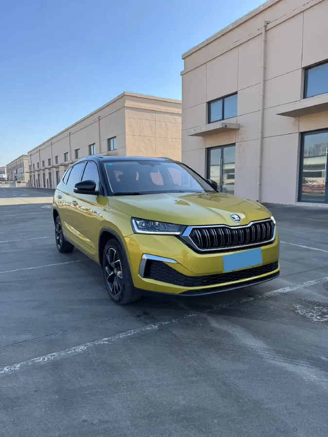 2020 Skoda Kamiq 1.2T 116HP L4 7DCT,autocango,china used car exporter,china ev exporter,chinese used car exporter,chinese used ev exporter