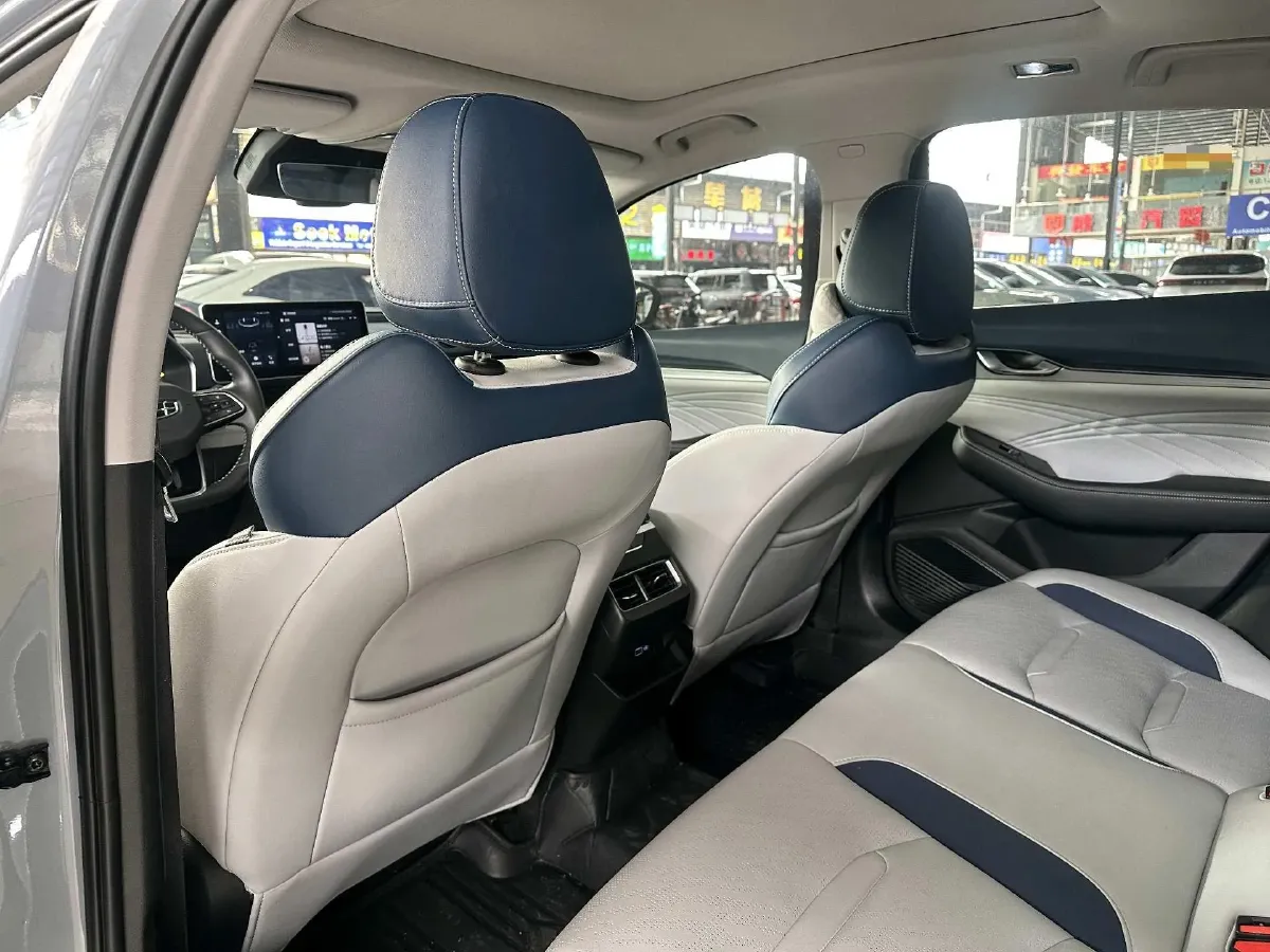 2023 Geely Preface 2.0T 190HP L4 7DCT,autocango,china used car exporter,china ev exporter,chinese used car exporter,chinese used ev exporter