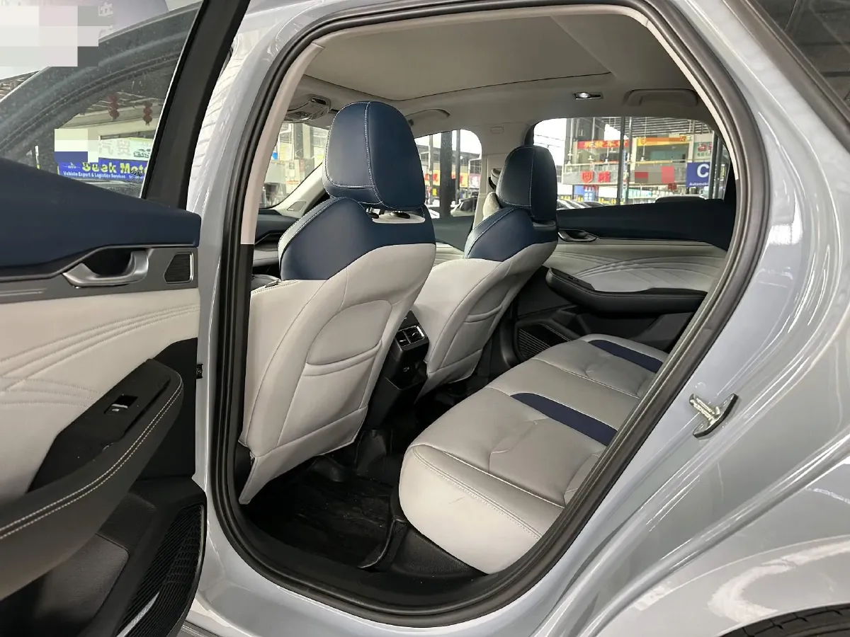 2023 Geely Preface 2.0T 190HP L4 7DCT,autocango,china used car exporter,china ev exporter,chinese used car exporter,chinese used ev exporter