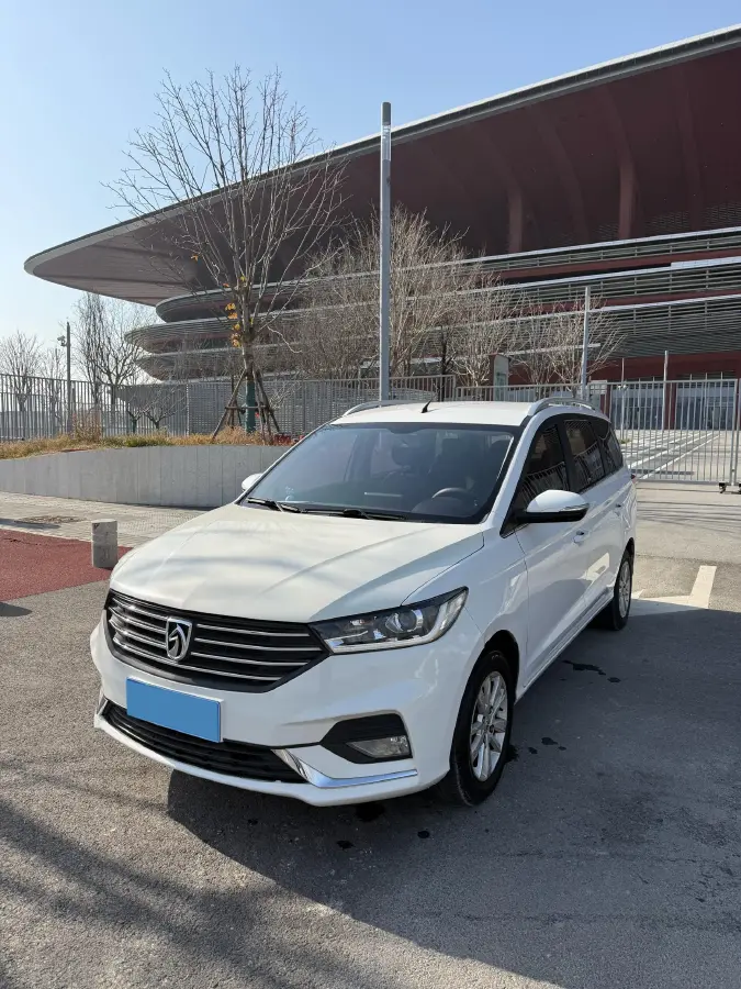 2019 BaoJun 360 1.5L 105HP L4 6MT