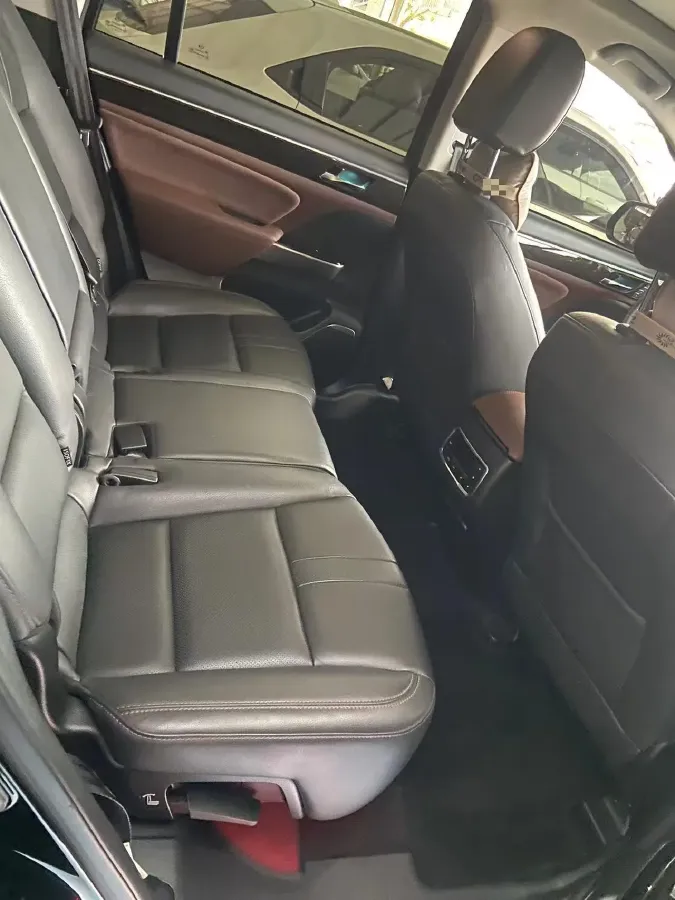 2017 GAC Trumpchi GS8 2.0T 201HP L4 6AT,autocango,china used car exporter,china ev exporter,chinese used car exporter,chinese used ev exporter