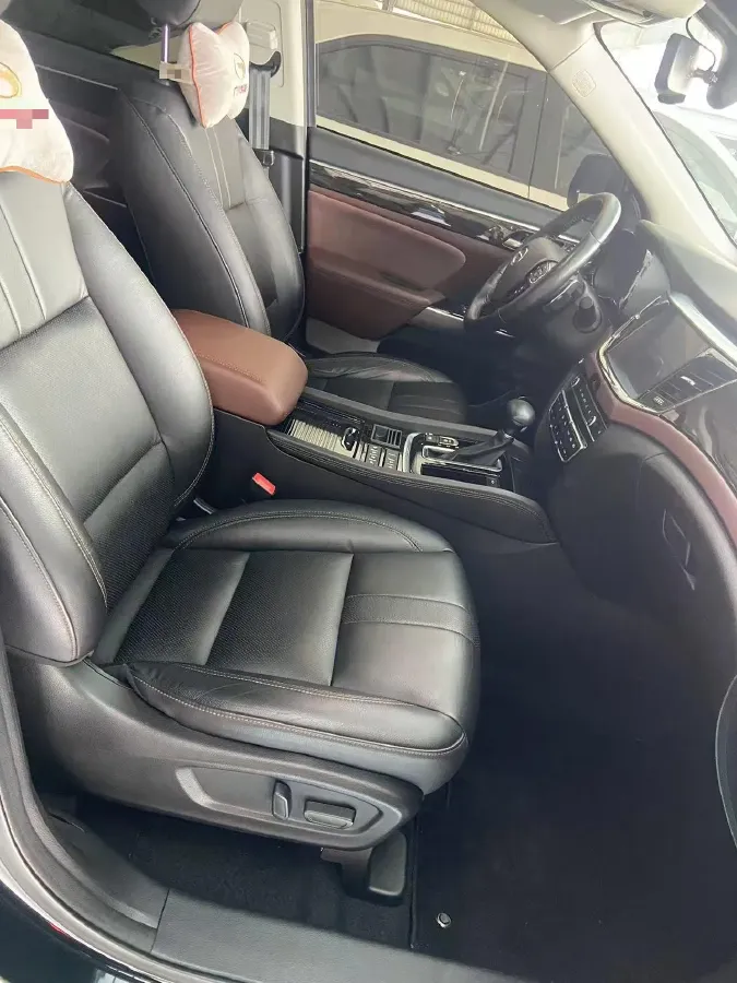 2017 GAC Trumpchi GS8 2.0T 201HP L4 6AT,autocango,china used car exporter,china ev exporter,chinese used car exporter,chinese used ev exporter