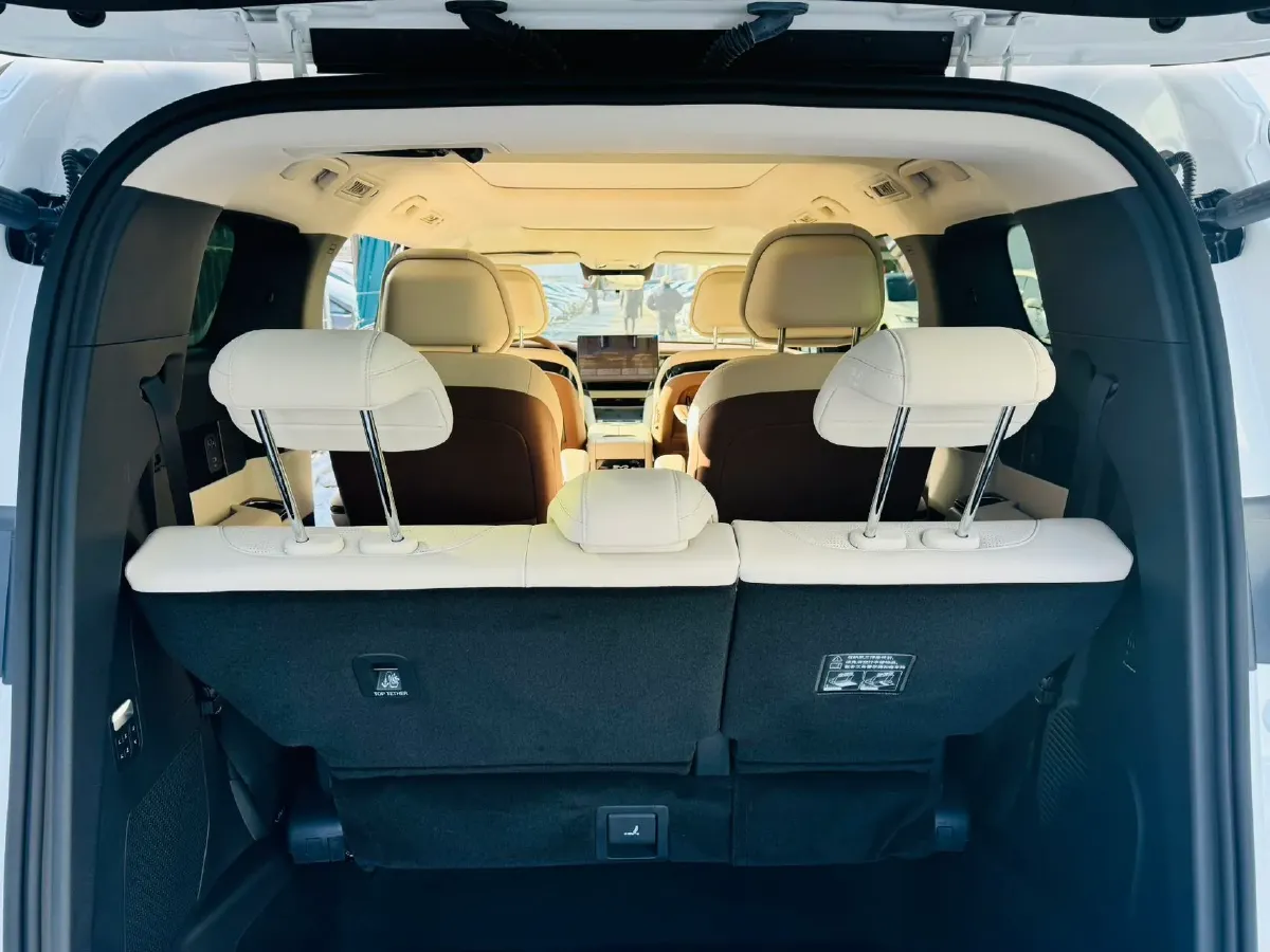 2025 BYD Xia 1.5T 156HP L4 E-CVT PHEV 36.6KWH,autocango,china used car exporter,china ev exporter,chinese used car exporter,chinese used ev exporter