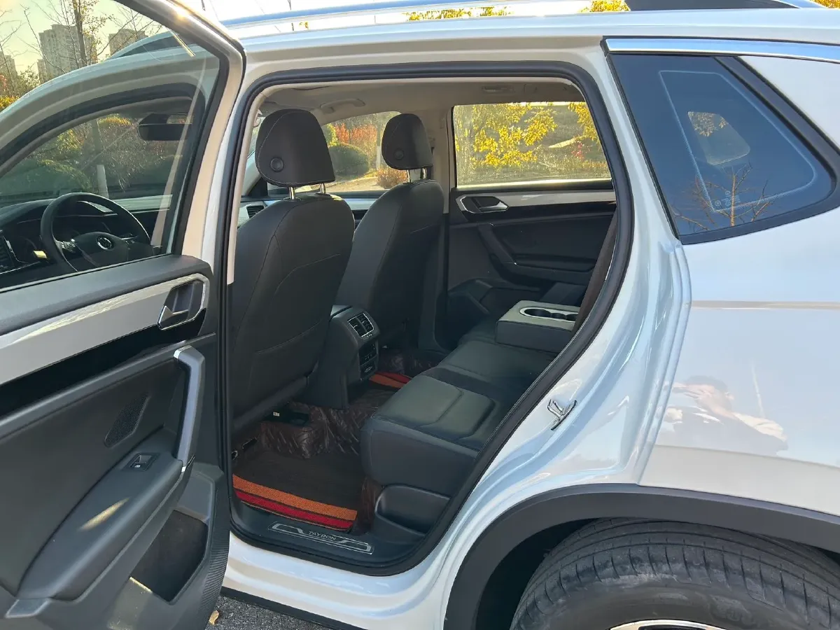 2023 Volkswagen Tayron 1.4T 150HP L4 7DCT,autocango,china used car exporter,china ev exporter,chinese used car exporter,chinese used ev exporter