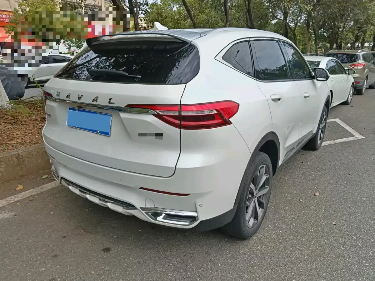 2020 Haval F7 1.5T 169HP L4 7DCT,autocango,china used car exporter,china ev exporter,chinese used car exporter,chinese used ev exporter