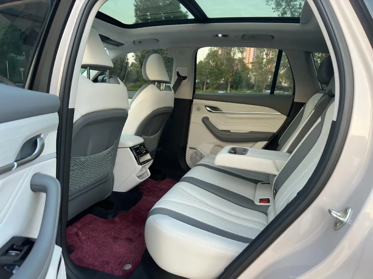 2024 Geely Monjaro 1.5T 163HP L4 3DHT Hybrid,autocango,china used car exporter,china ev exporter,chinese used car exporter,chinese used ev exporter