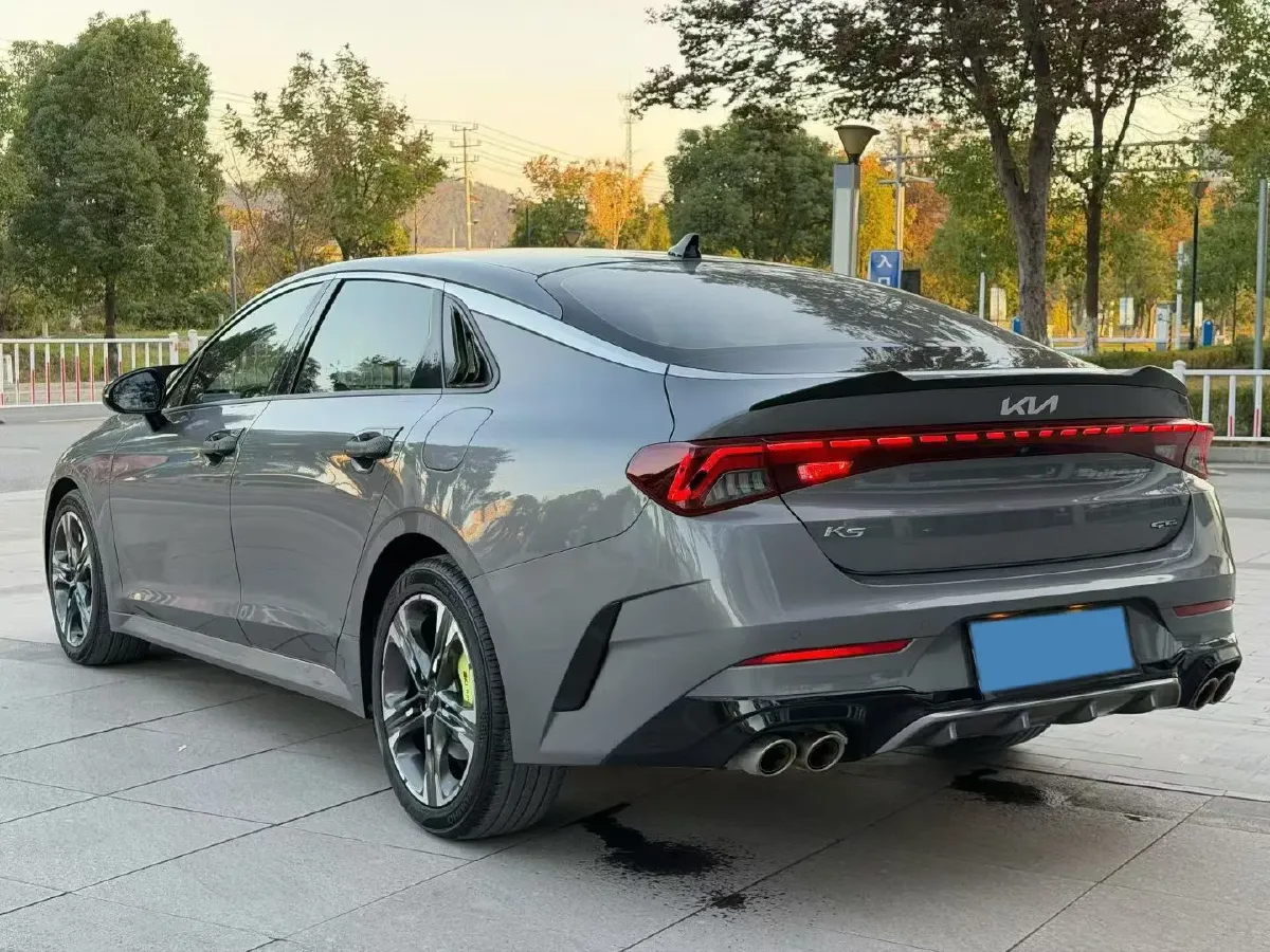 2021 Kia K5 2.0T 240HP L4 8AT,autocango,china used car exporter,china ev exporter,chinese used car exporter,chinese used ev exporter