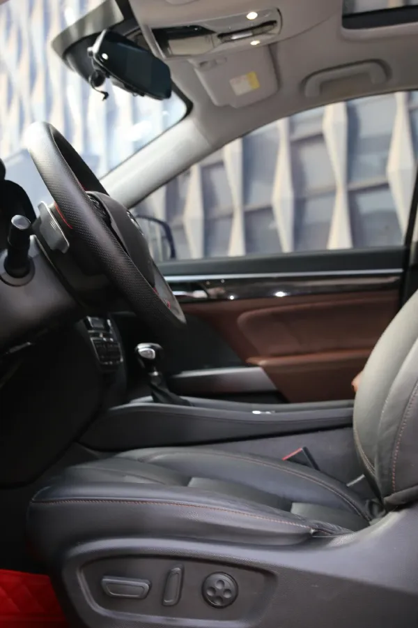 2017 GAC Trumpchi GS8 2.0T 201HP L4 6AT,autocango,china used car exporter,china ev exporter,chinese used car exporter,chinese used ev exporter