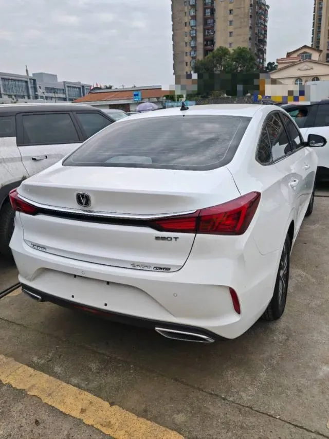 2021 ChangAn Eado 1.4T 160HP L4 7DCT,autocango,china used car exporter,china ev exporter,chinese used car exporter,chinese used ev exporter