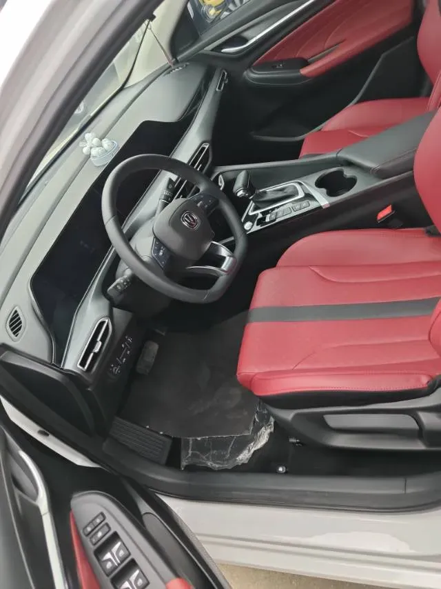 2021 ChangAn Eado 1.4T 160HP L4 7DCT,autocango,china used car exporter,china ev exporter,chinese used car exporter,chinese used ev exporter