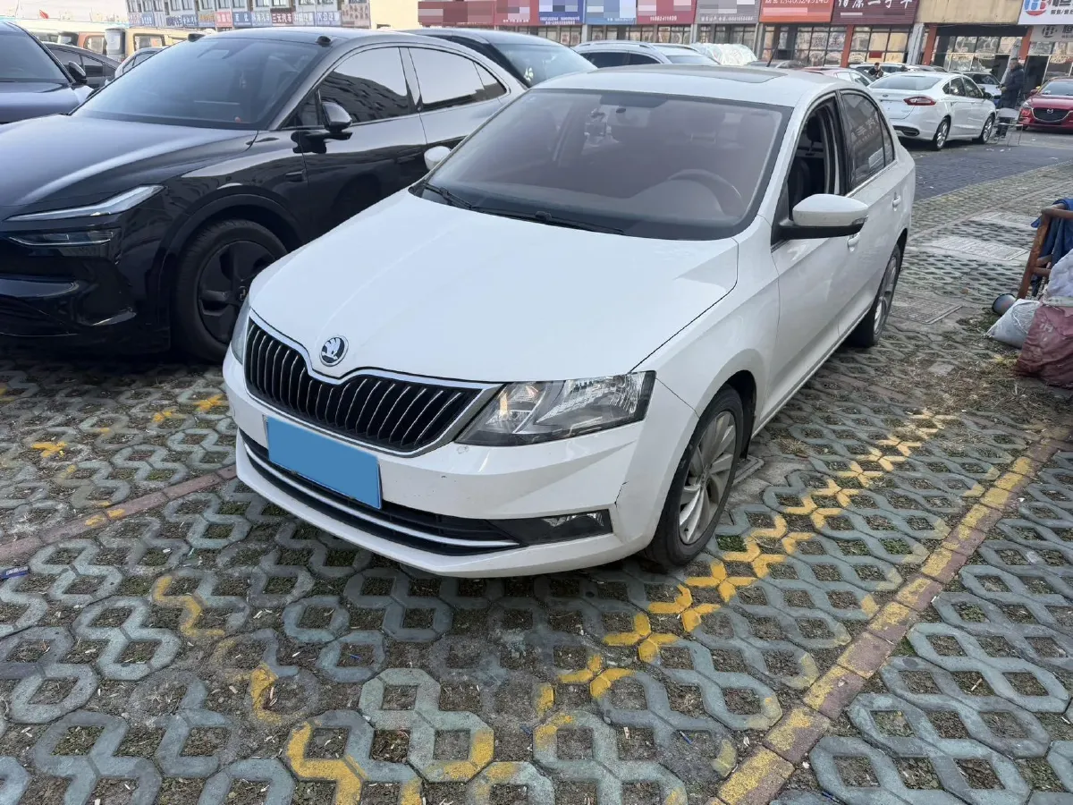 2019 Skoda Rapid Spaceback 1.5L 110HP L4 6AT,autocango,china used car exporter,china ev exporter,chinese used car exporter,chinese used ev exporter