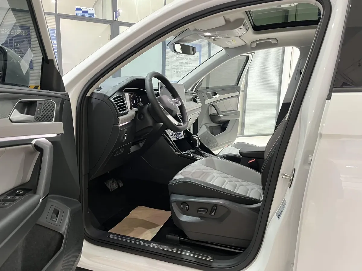 2023 Volkswagen Tayron 1.4T 150HP L4 7DCT,autocango,china used car exporter,china ev exporter,chinese used car exporter,chinese used ev exporter