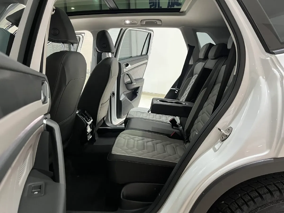 2023 Volkswagen Tayron 1.4T 150HP L4 7DCT,autocango,china used car exporter,china ev exporter,chinese used car exporter,chinese used ev exporter