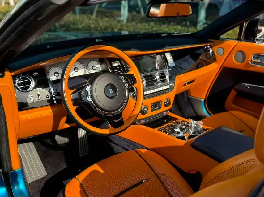 2018 Rolls-Royce Dawn 6.6T 571HP V12 8AT,autocango,china used car exporter,china ev exporter,chinese used car exporter,chinese used ev exporter