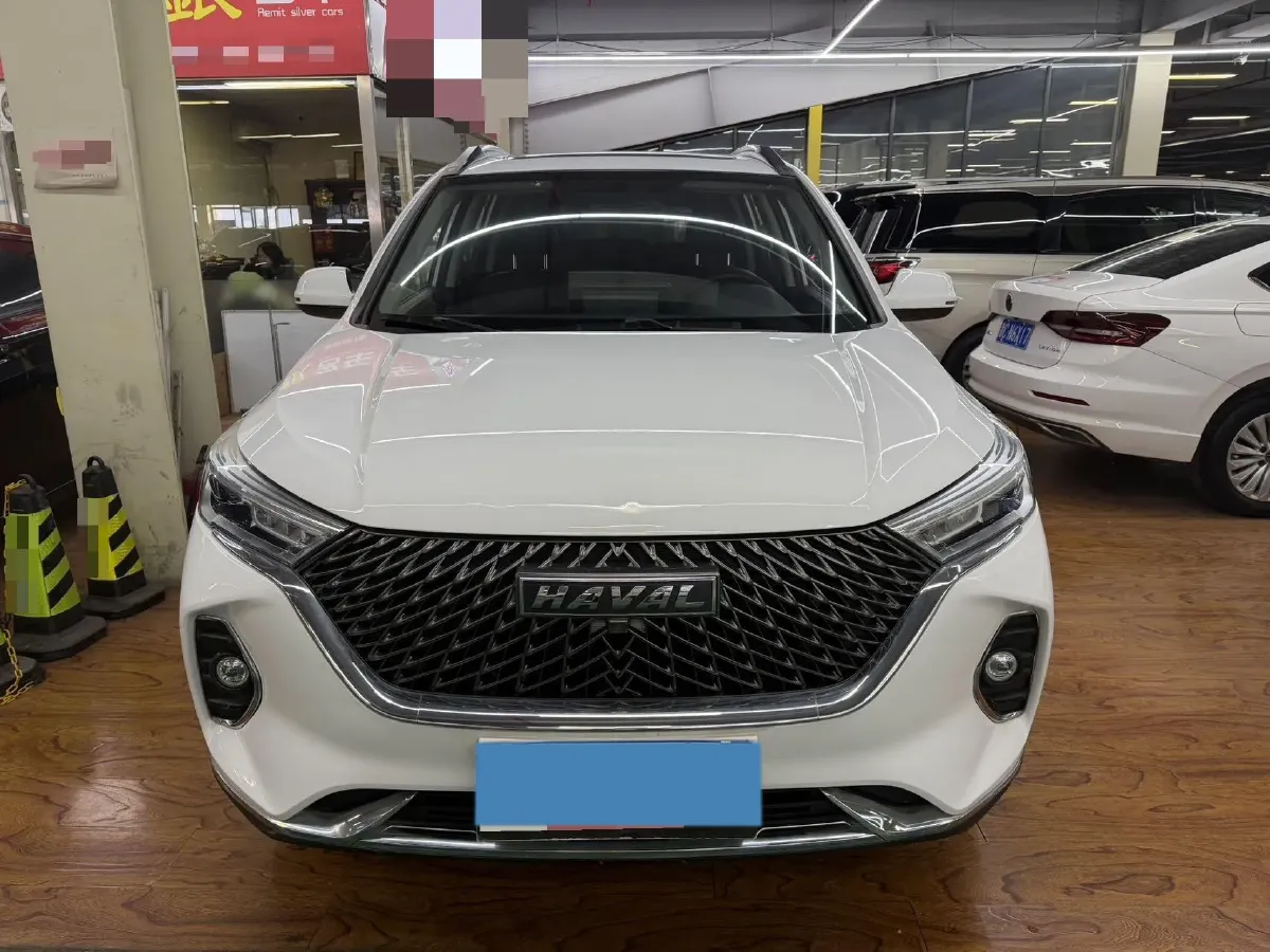 2021 Haval M6 1.5T 150HP L4 7DCT,autocango,china used car exporter,china ev exporter,chinese used car exporter,chinese used ev exporter