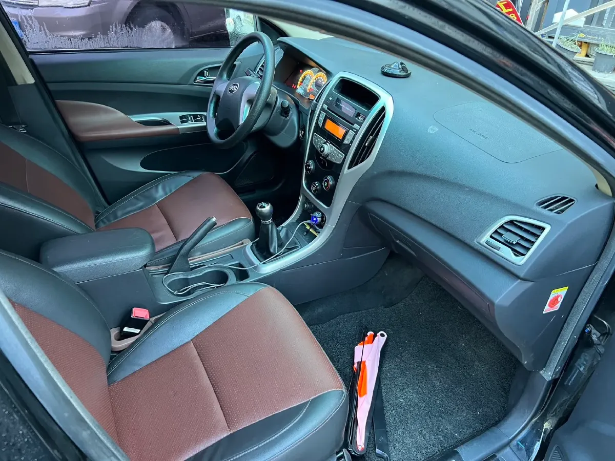 2018 BYD F3 1.5L 109HP L4 5MT,autocango,china used car exporter,china ev exporter,chinese used car exporter,chinese used ev exporter