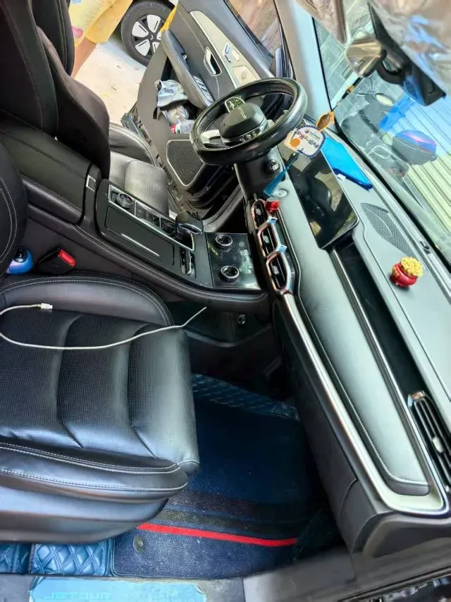 2021 Jetour X70 Plus 1.6T 197HP L4 7DCT,autocango,china used car exporter,china ev exporter,chinese used car exporter,chinese used ev exporter