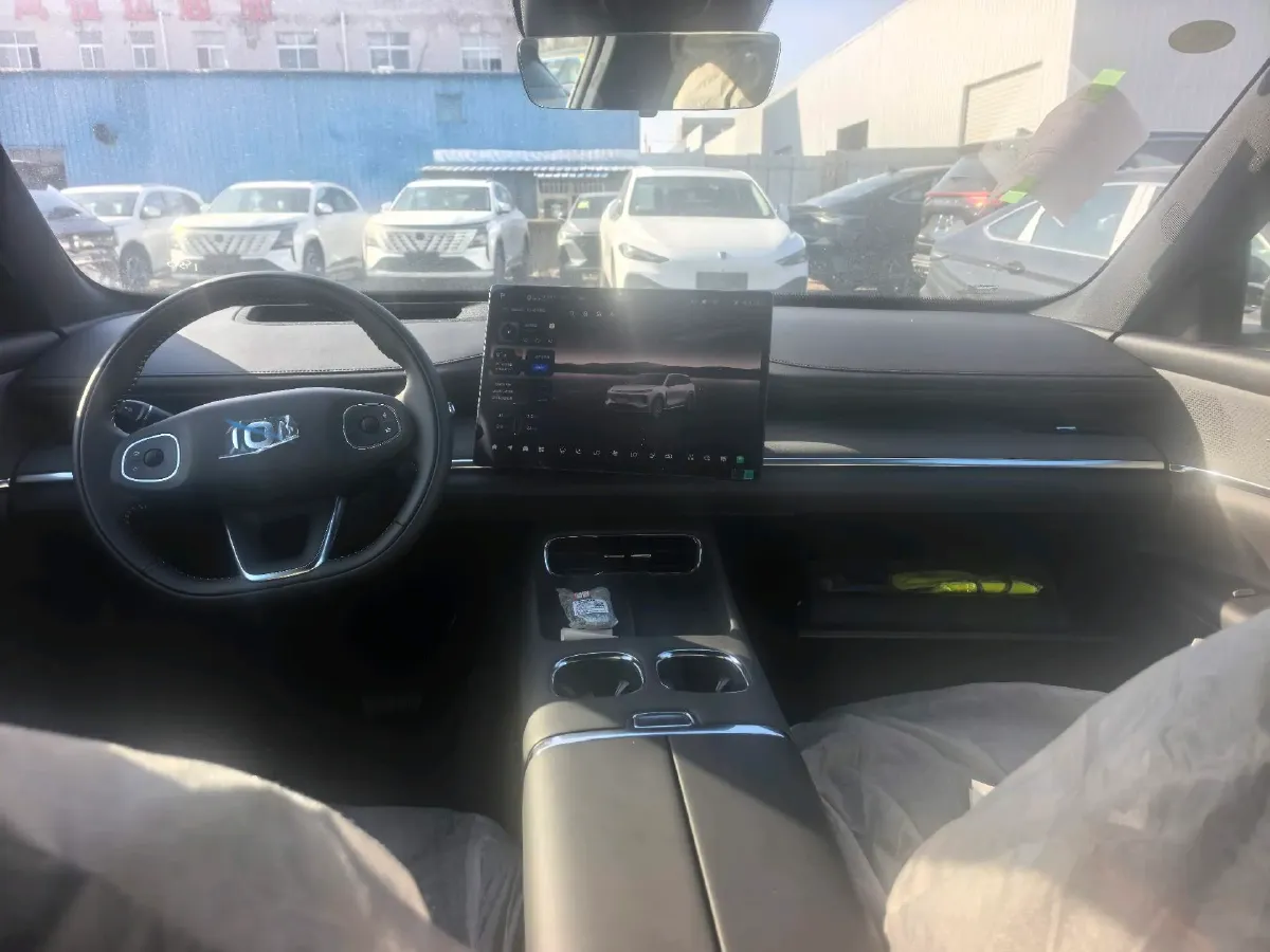 2025 ChangAn QiYuan Q07 1.5T 150HP L4 E-CVT PHEV,autocango,china used car exporter,china ev exporter,chinese used car exporter,chinese used ev exporter