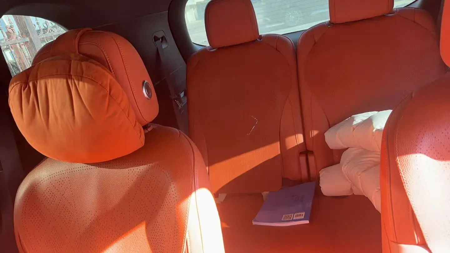 2023 Li L8 Range Extended 154HP REEV 40.9KWH,autocango,china used car exporter,china ev exporter,chinese used car exporter,chinese used ev exporter