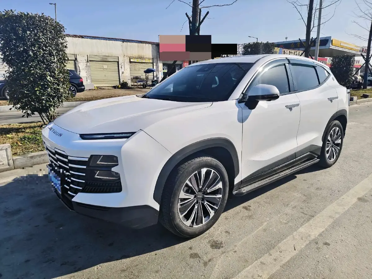 2023 Jetour DASHING 1.6T 197HP L4 7DCT