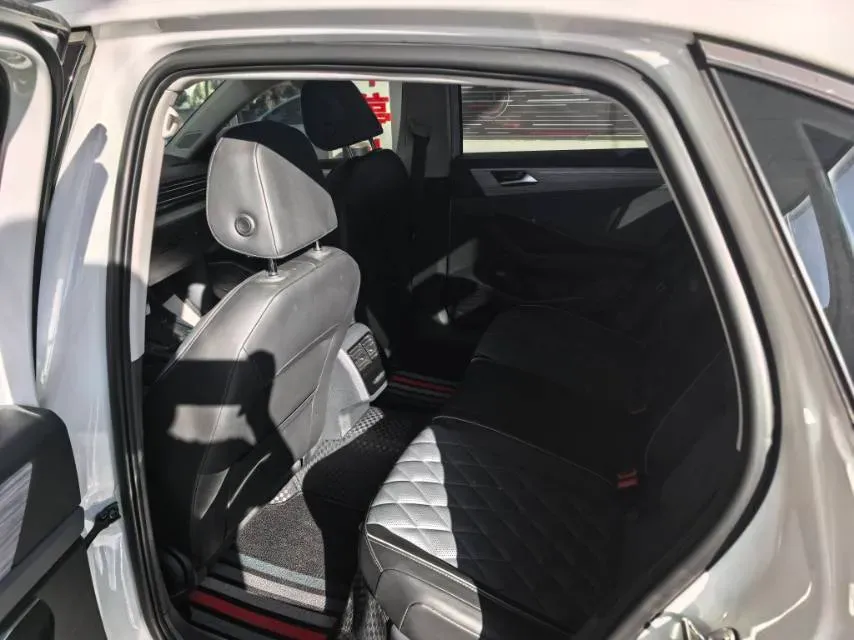 2024 Volkswagen Sagitar 1.5T 160HP L4 7DCT,autocango,china used car exporter,china ev exporter,chinese used car exporter,chinese used ev exporter