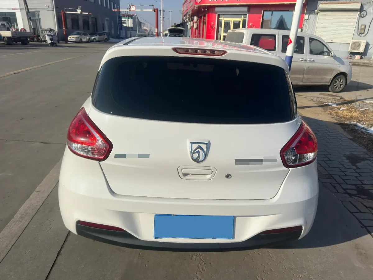 2020 BaoJun 310 1.2L 80HP L4 5MT,autocango,china used car exporter,china ev exporter,chinese used car exporter,chinese used ev exporter