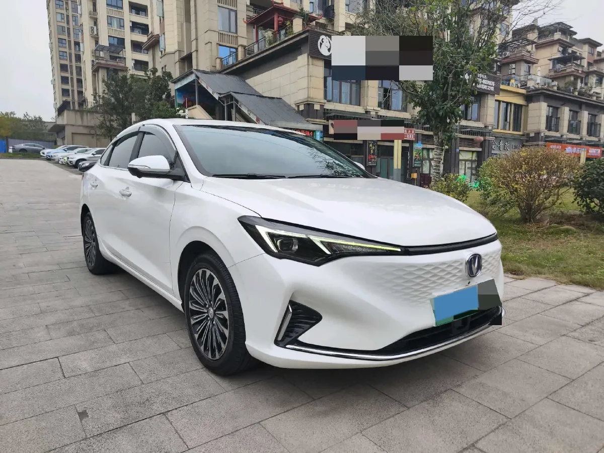2020 Dongfeng RuiQi 6 BEV 67.09KWH,autocango,china used car exporter,china ev exporter,chinese used car exporter,chinese used ev exporter