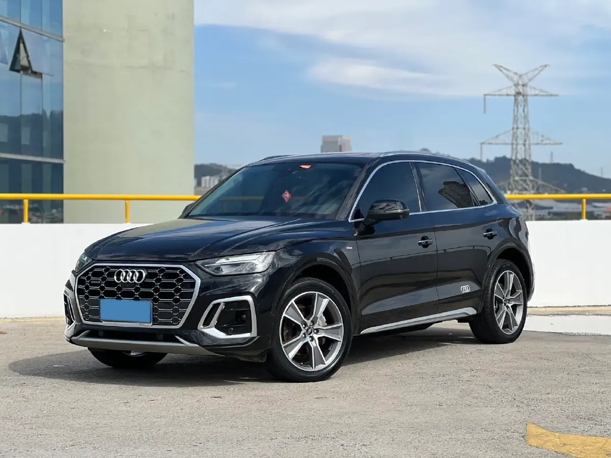 2022 Audi Q5L 2.0T 252HP L4 7DCT