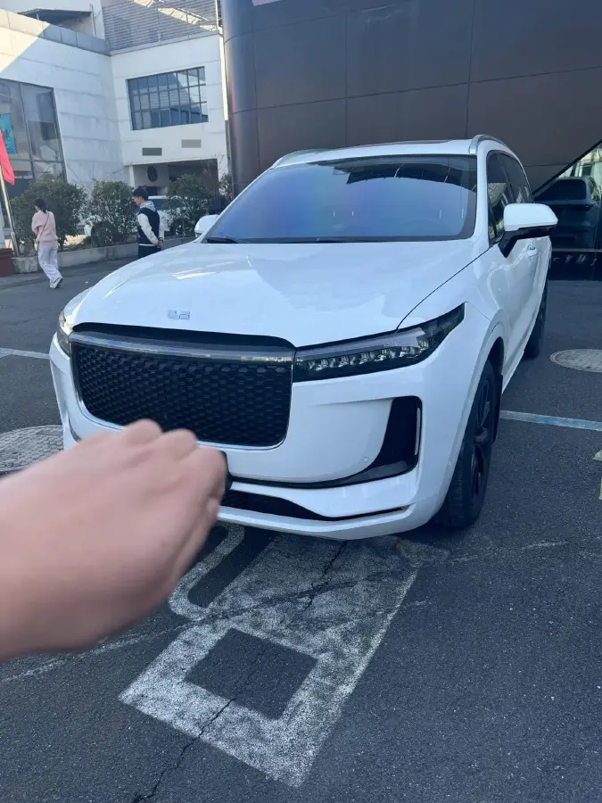 2020 Li ONE Range Extended 131HP REEV 40.5KWH