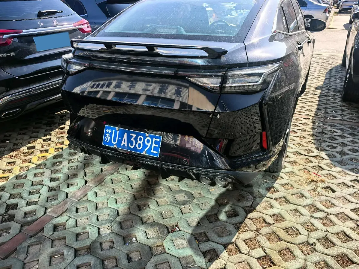 2023 DongFeng Aeolus YiXuan 1.5L 125HP L4 6DCT,autocango,china used car exporter,china ev exporter,chinese used car exporter,chinese used ev exporter