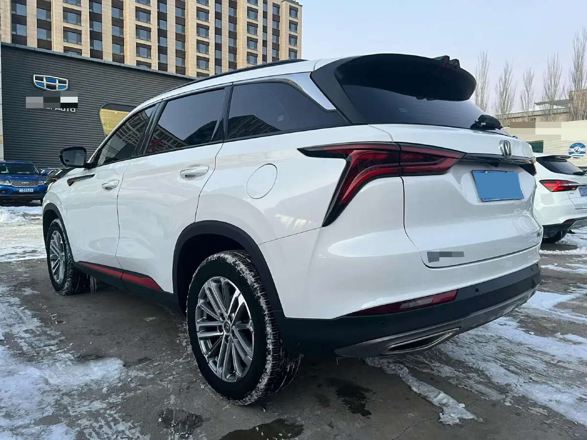 2022 ChangAn CS75 Plus 1.5T 188HP L4 8AT,autocango,china used car exporter,china ev exporter,chinese used car exporter,chinese used ev exporter