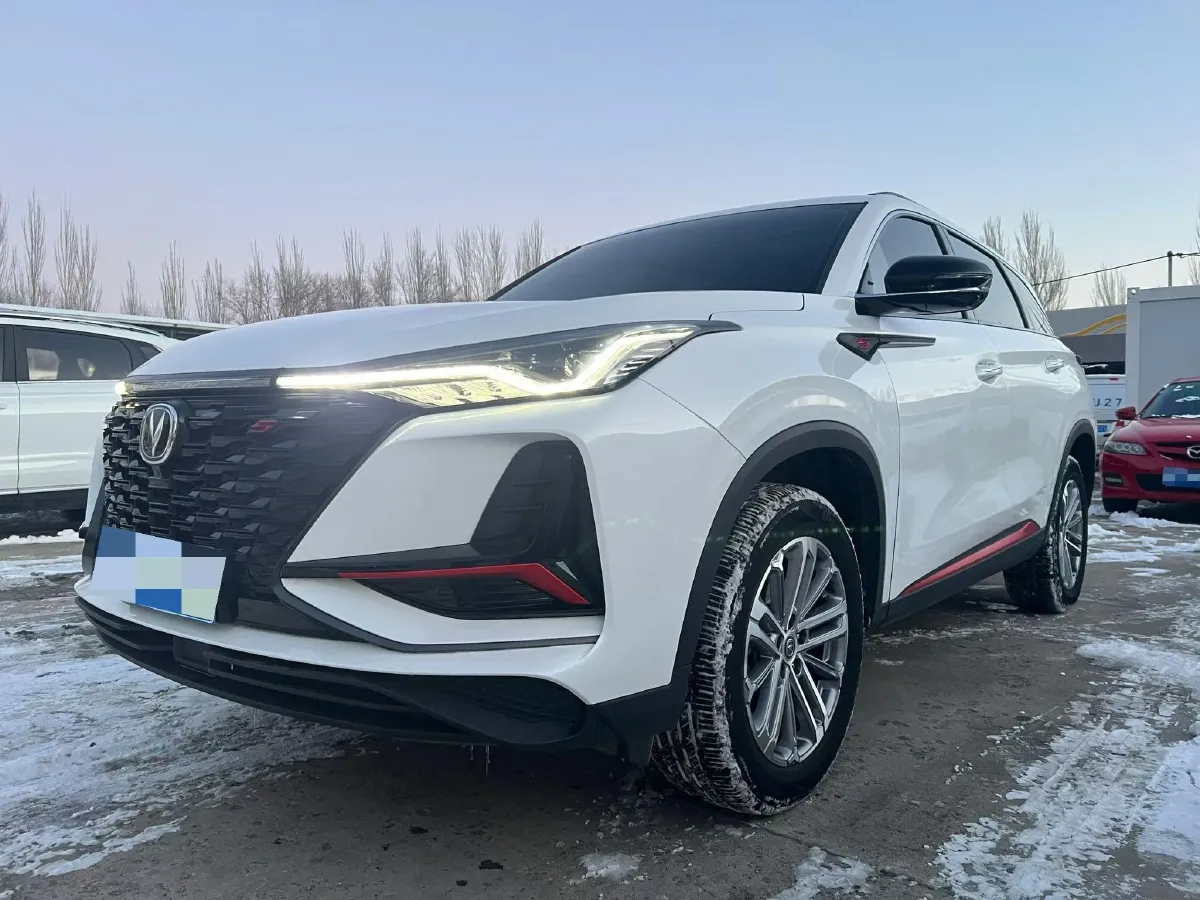 2022 ChangAn CS75 Plus 1.5T 188HP L4 8AT,autocango,china used car exporter,china ev exporter,chinese used car exporter,chinese used ev exporter