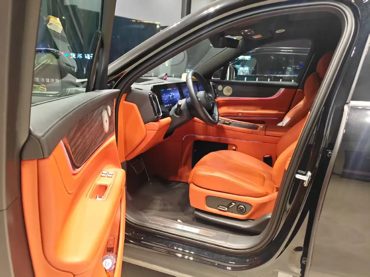 2024 AITO AITO M9 1.5T 152HP L4 REEV 42KWH,autocango,china used car exporter,china ev exporter,chinese used car exporter,chinese used ev exporter