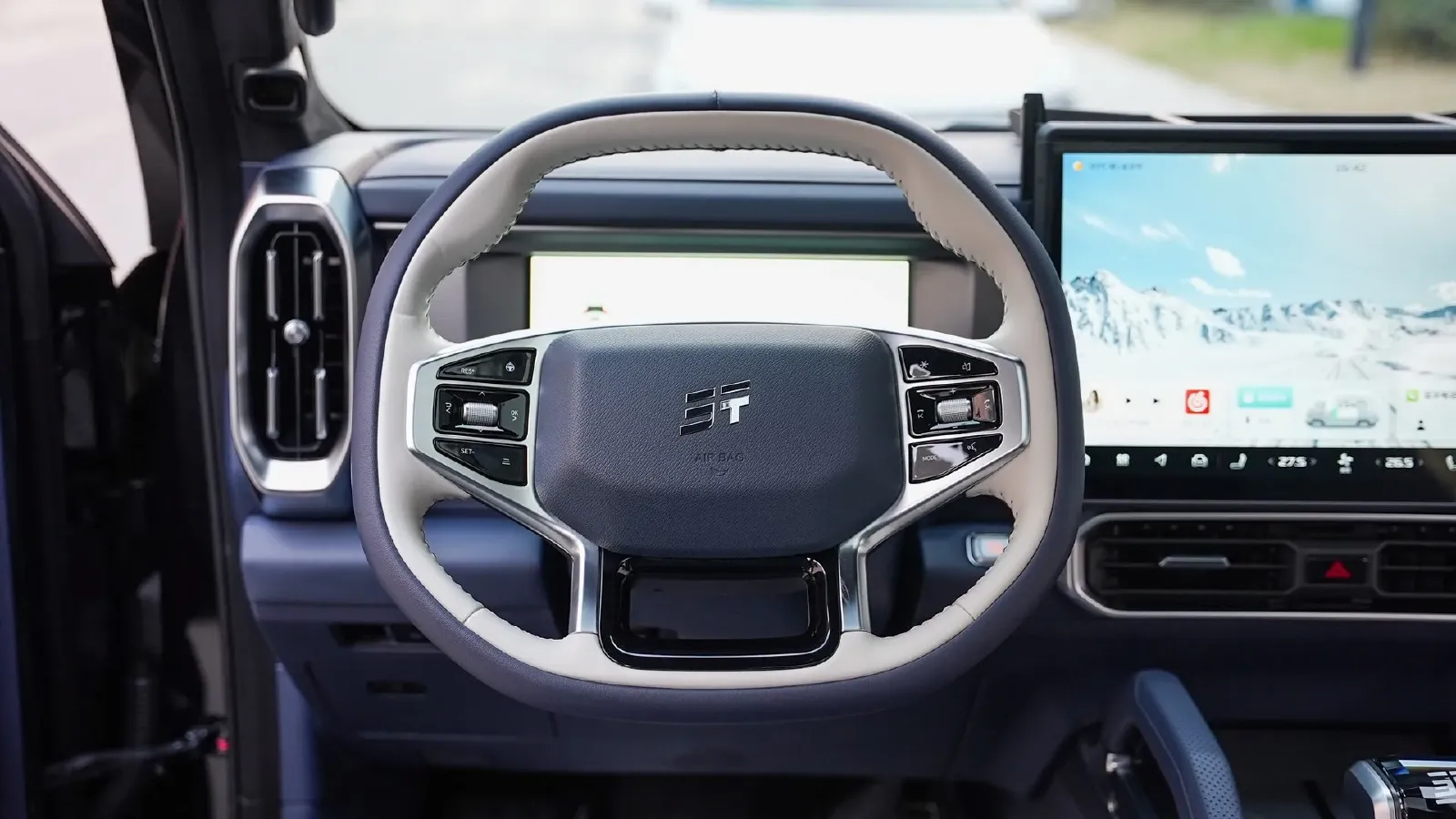 2024 Jetour ShanHai TravellerC-DM 1.5T 156HP L4 3DHT PHEV 43.24KWH,autocango,china used car exporter,china ev exporter,chinese used car exporter,chinese used ev exporter