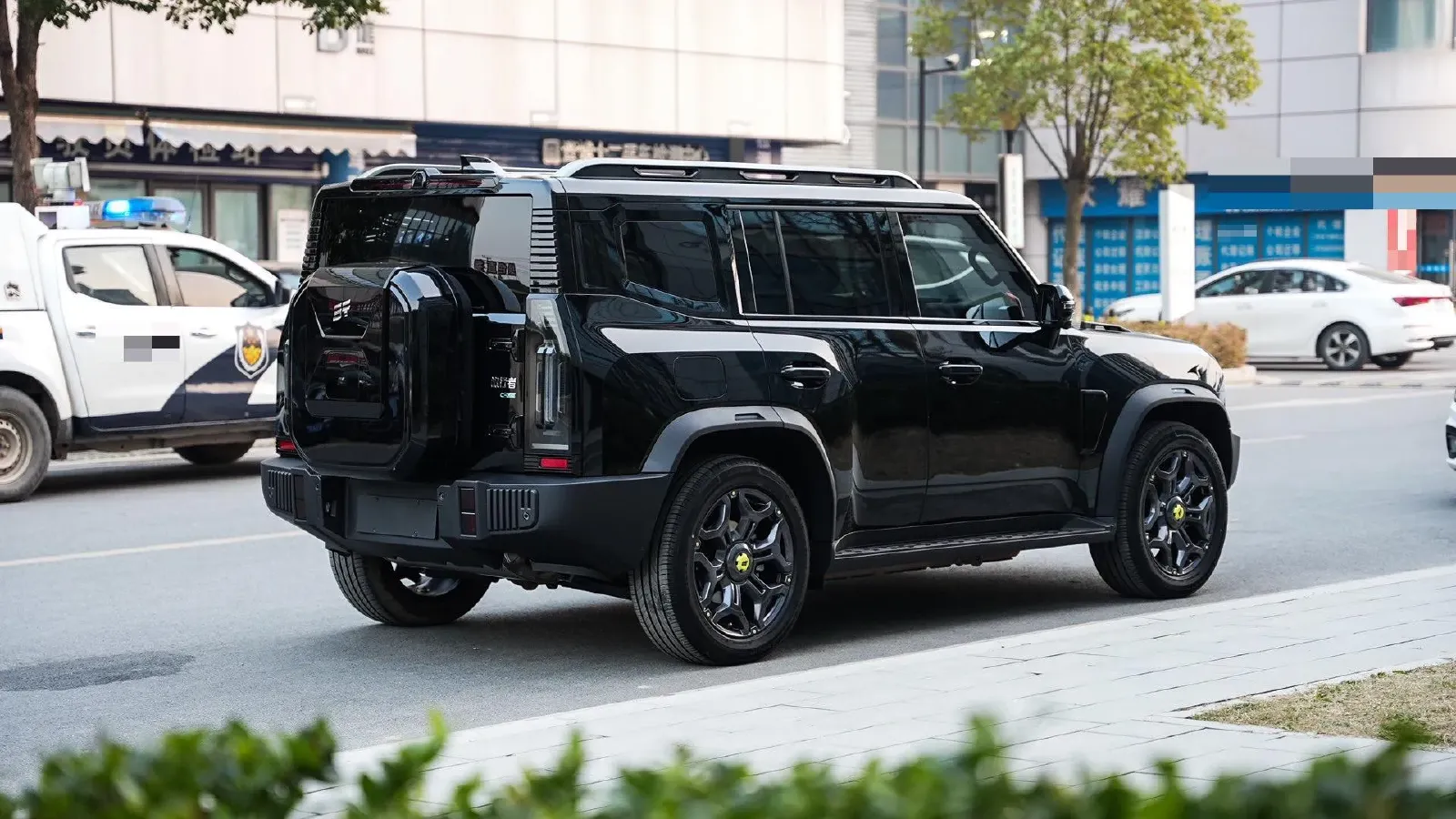 2024 Jetour ShanHai TravellerC-DM 1.5T 156HP L4 3DHT PHEV 43.24KWH,autocango,china used car exporter,china ev exporter,chinese used car exporter,chinese used ev exporter